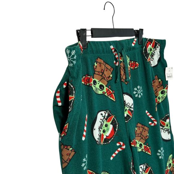 Star Wars Mandalorian Grogu Christmas Pajama Pants NWT Men's Sz XXL Green Cozy - Picture 6 of 8